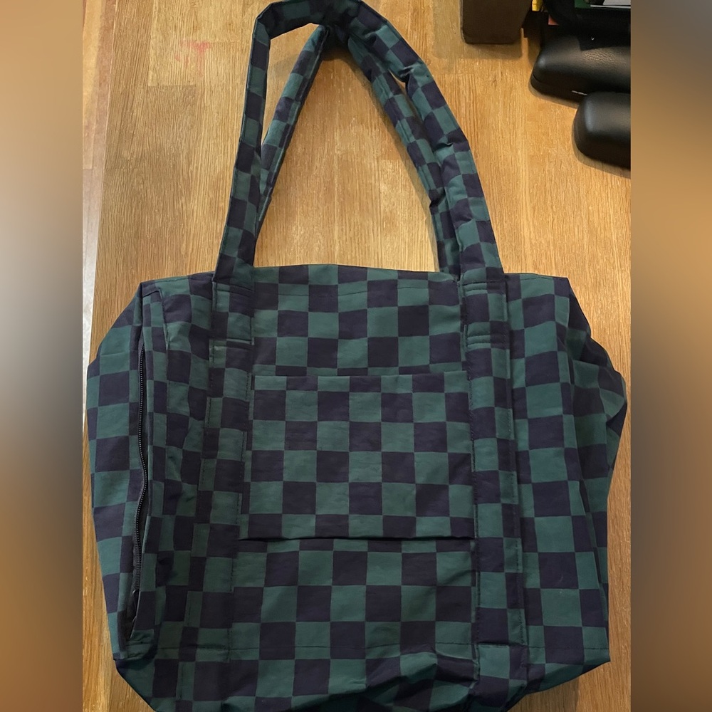 Baggu Small Cloud Carry on